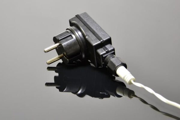 1461452694-973926-big