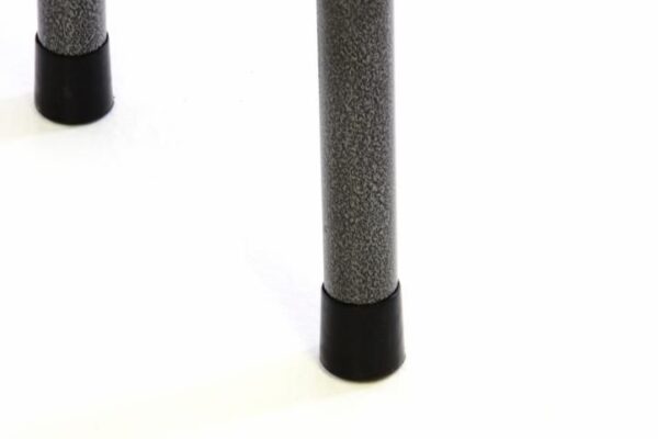 1517302745-738790-big