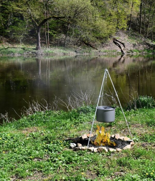 1555494428-152978-big