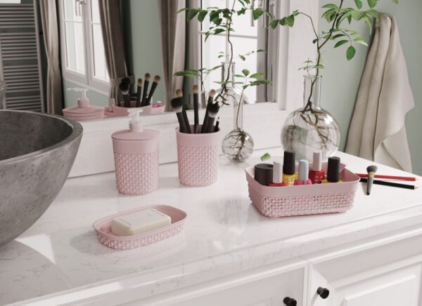 1556863370-604281-big