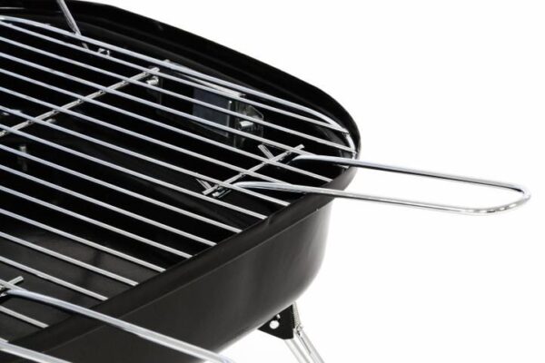 1556866718-852901-big