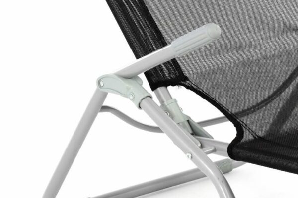 1580905444-305584-big