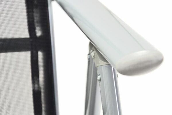 1462774688-780906-big