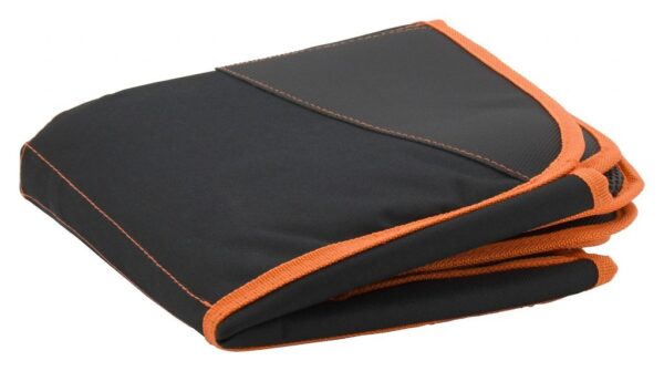 1571665935-476869-big